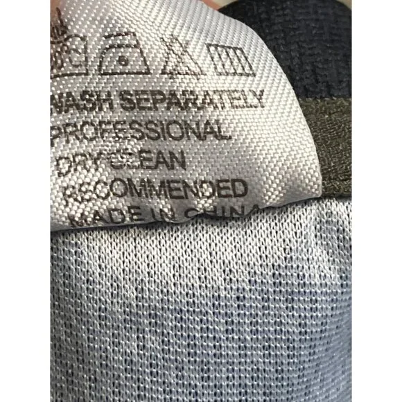 Kiss Cartoon Graphic Tee XL - Picture 5 of 7